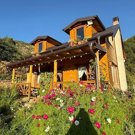 Golden Villa *